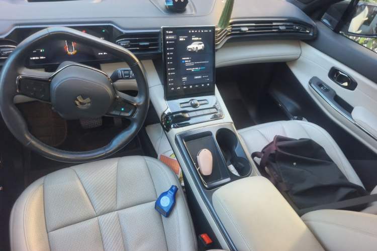 Used Nio ES8 2020 415 km Signature Edition 6-Seater Version Center Console