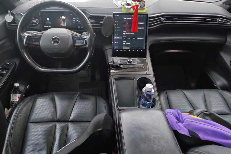 Used Nio ES8 2020 415 km Range 7-Seater Version Center Console