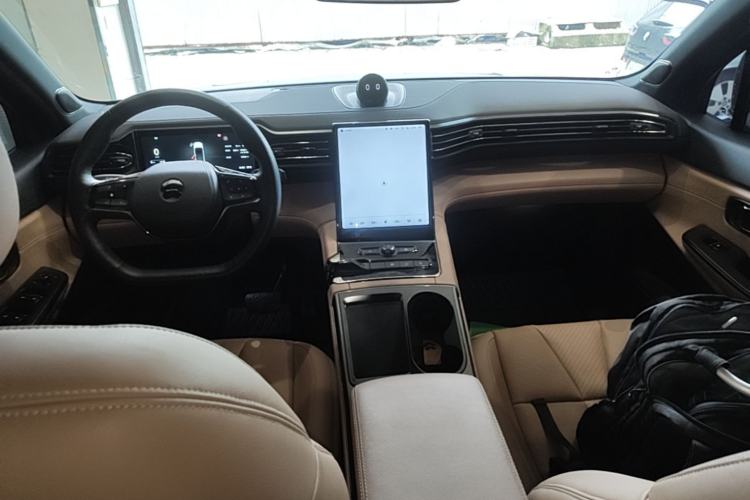 Used Nio ES8 2020 415 km Range 7-Seater Version Center Console