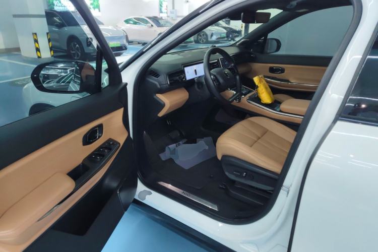 Used Nio ES8 2020 415 km Range 6-Seater Version Driver Seat