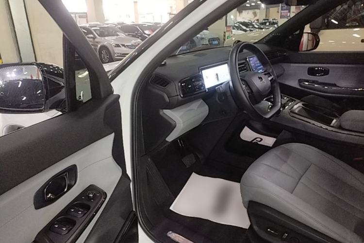 Used Nio ES8 2020 415 km Range 6-Seater Version Driver Seat