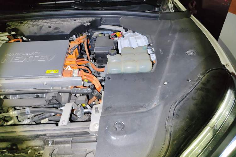 Used Nio ES8 2020 580 km Range Six-Seater Version Engine Bay Left