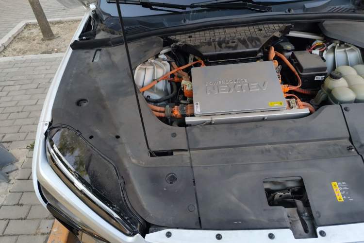 Used Nio ES8 2020 450 km Signature Edition 7-Seater Version Engine Bay Right