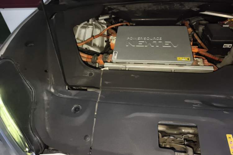 Used Nio ES8 2020 415 km Range 6-Seater Version Engine Bay Right