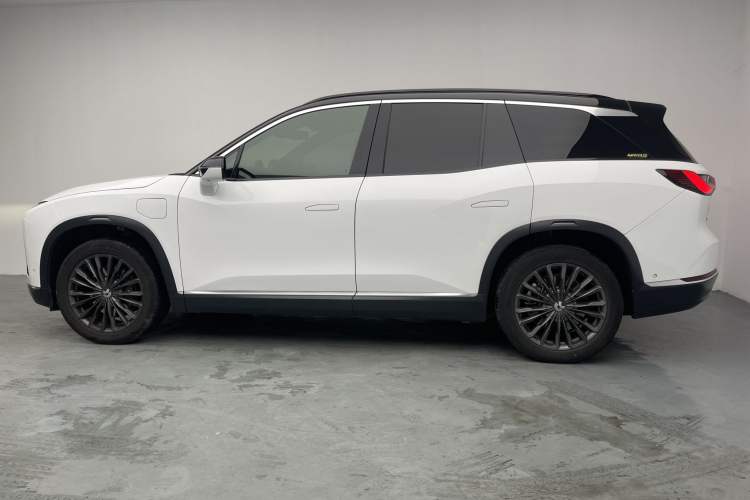 Used Nio ES8 2020 415 km Signature Edition 6-Seater Version Exterior 2