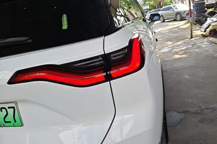 Used Nio ES8 2020 415 km Range 6-Seater Version Exterior 3