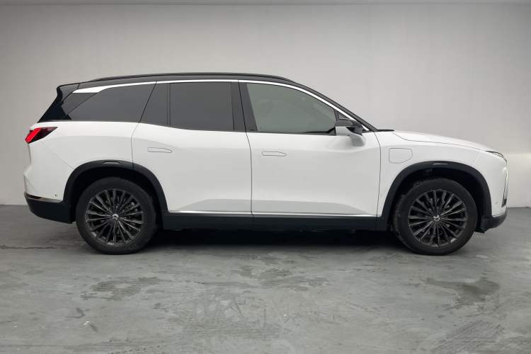 Used Nio ES8 2020 415 km Signature Edition 6-Seater Version Exterior 8