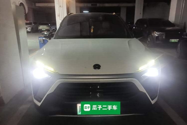 Used Nio ES8 2020 415 km Signature Edition 6-Seater Version Front