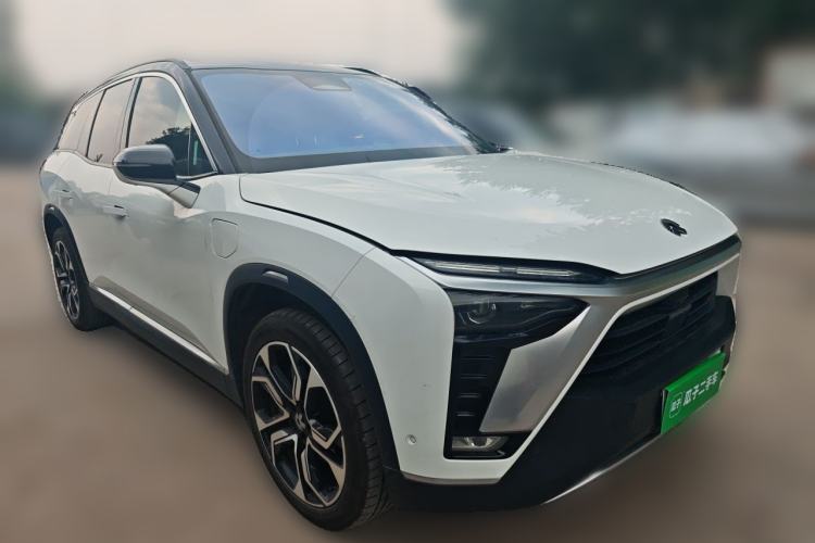 Used Nio ES8 2020 415 km Range 6-Seater Version Front Right 45 Deg