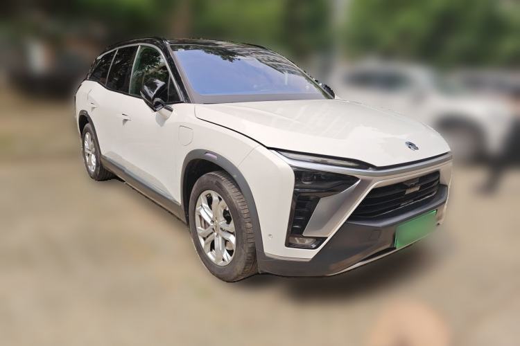 Used Nio ES8 2020 580 km Range Six-Seater Version Front Right 45 Deg