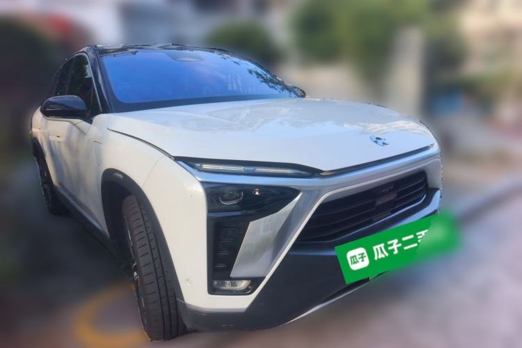 Used Nio ES8 2020 415 km Signature Edition 6-Seater Version Front Right 45 Deg