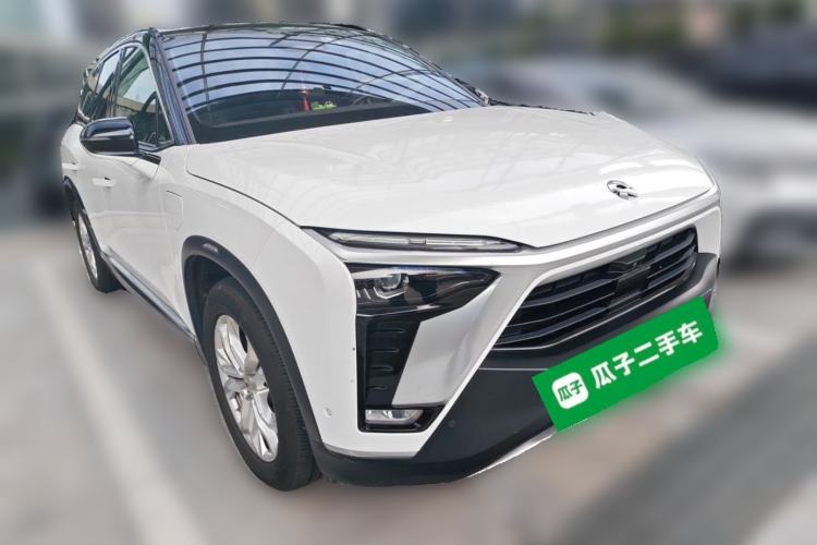 Used Nio ES8 2020 415 km Range 7-Seater Version Front Right 45 Deg