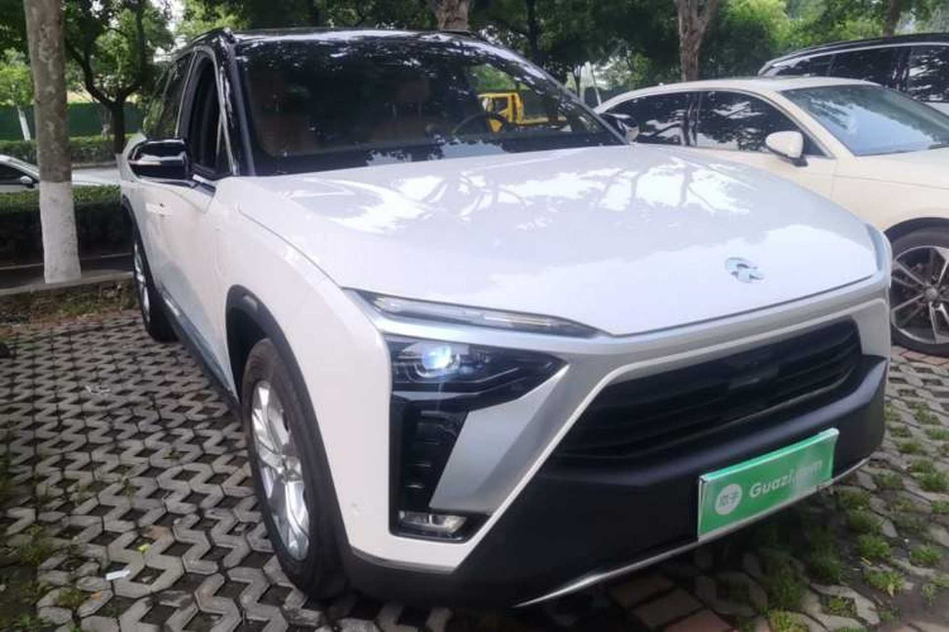 Used Nio ES8 2020 450KM Signature Edition Six-Seater Version Front Right 45 Deg