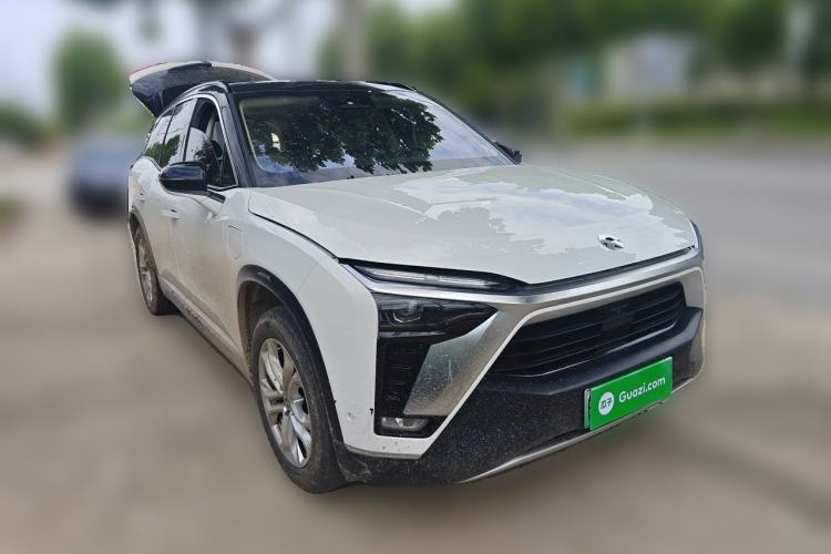 Used Nio ES8 2020 415 km Range 6-Seater Version Front Right 45 Deg
