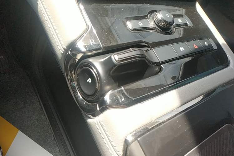 Used Nio ES8 2020 415 km Range 6-Seater Version Gear Lever