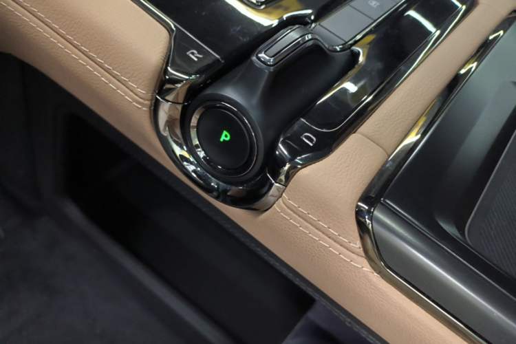 Used Nio ES8 2020 415 km Signature Edition 6-Seater Version Gear Lever