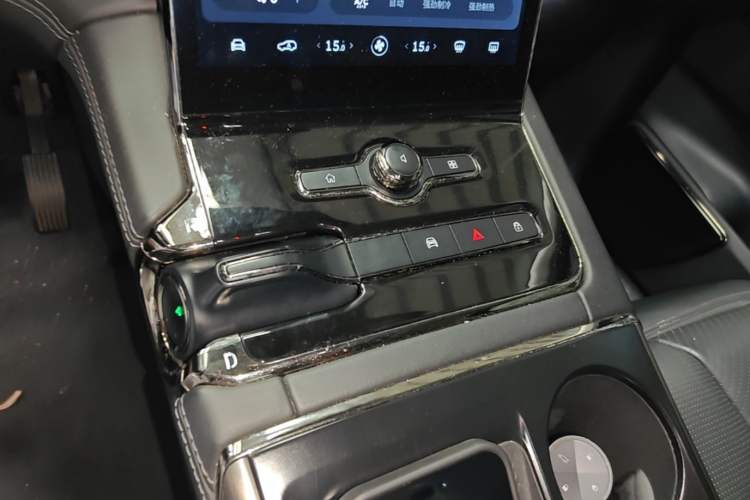 Used Nio ES8 2020 415 km Signature Edition 6-Seater Version Gear Lever