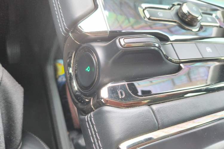 Used Nio ES8 2020 415 km Signature Edition 6-Seater Version Gear Lever