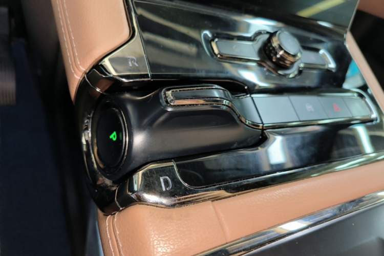 Used Nio ES8 2020 415 km Range 6-Seater Version Gear Lever