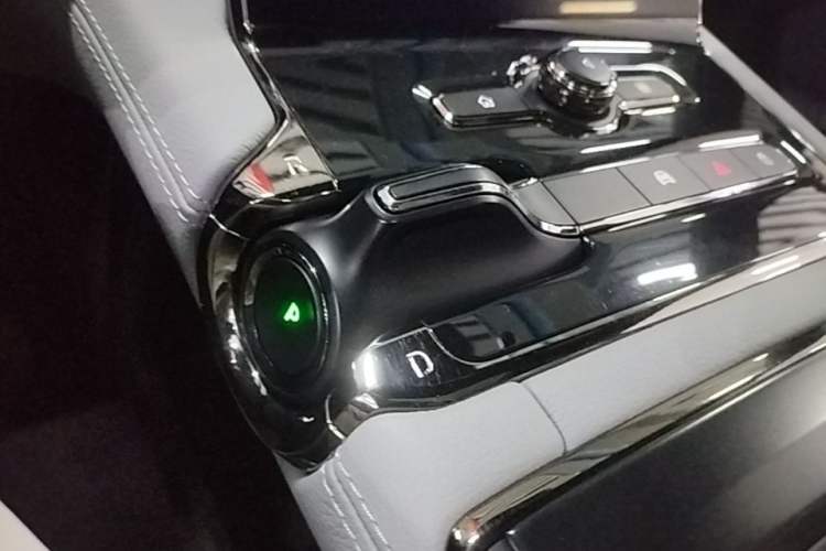 Used Nio ES8 2020 415 km Range 6-Seater Version Gear Lever