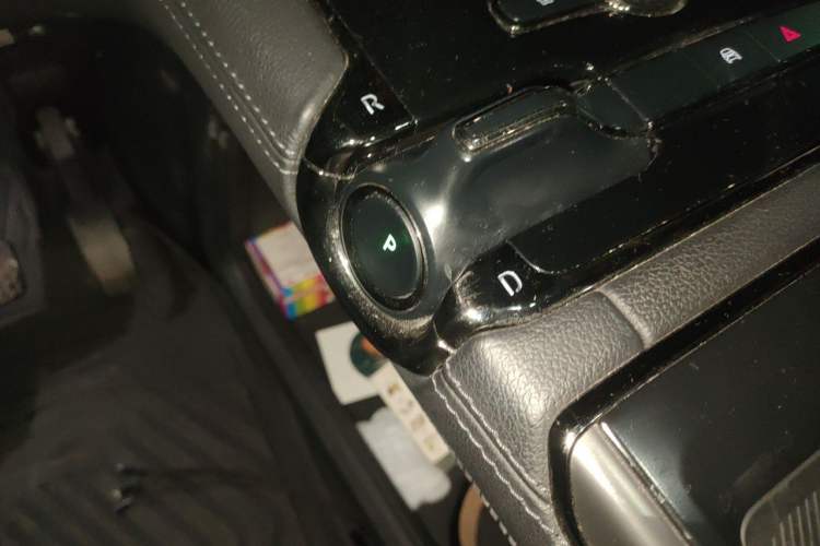 Used Nio ES8 2020 415 km Range 6-Seater Version Gear Lever