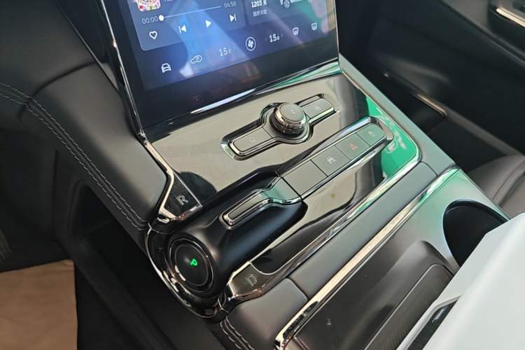 Used Nio ES8 2020 415 km Range 6-Seater Version Gear Lever