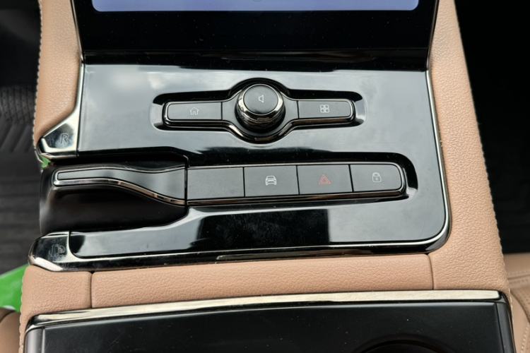 Used Nio ES8 2020 415 km Range 7-Seater Version Gear Lever