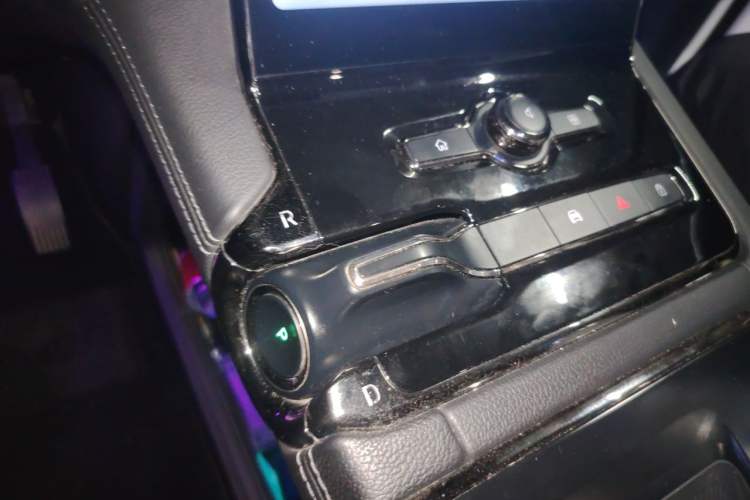 Used Nio ES8 2020 580 km Range 7-Seater Version Gear Lever