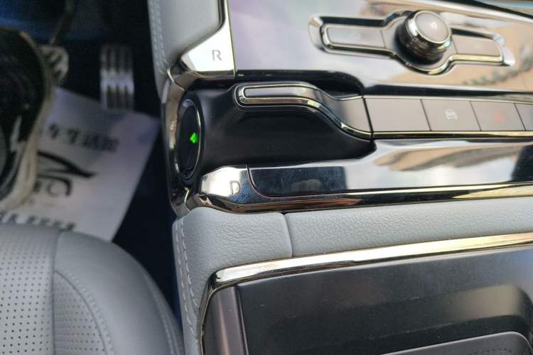 Used Nio ES8 2020 415 km Range 6-Seater Version Gear Lever