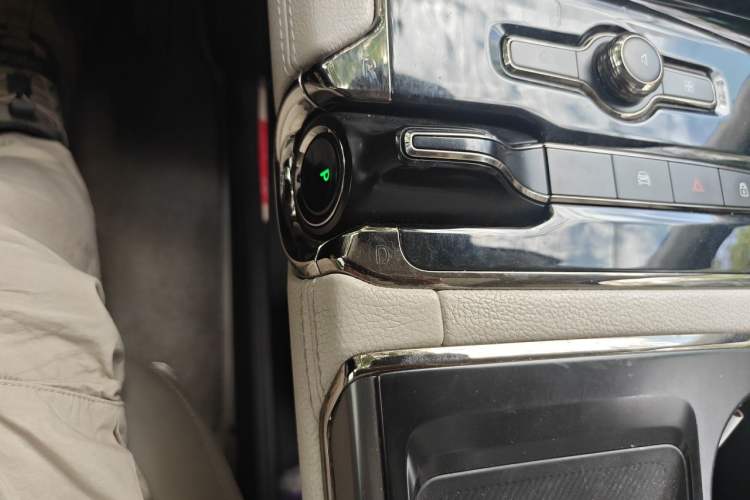 Used Nio ES8 2020 415 km Range 6-Seater Version Gear Lever