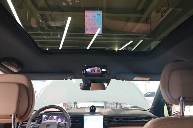 Used Nio ES8 2020 580 km Range 7-Seater Version Headliner