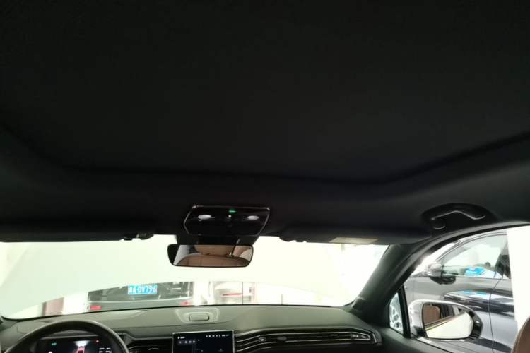 Used Nio ES8 2020 415 km Range 7-Seater Version Headliner