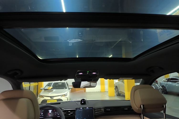 Used Nio ES8 2020 415 km Signature Edition 6-Seater Version Headliner