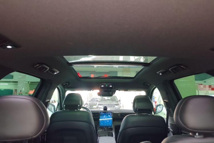 Used Nio ES8 2020 580 km Range Six-Seater Version Headliner