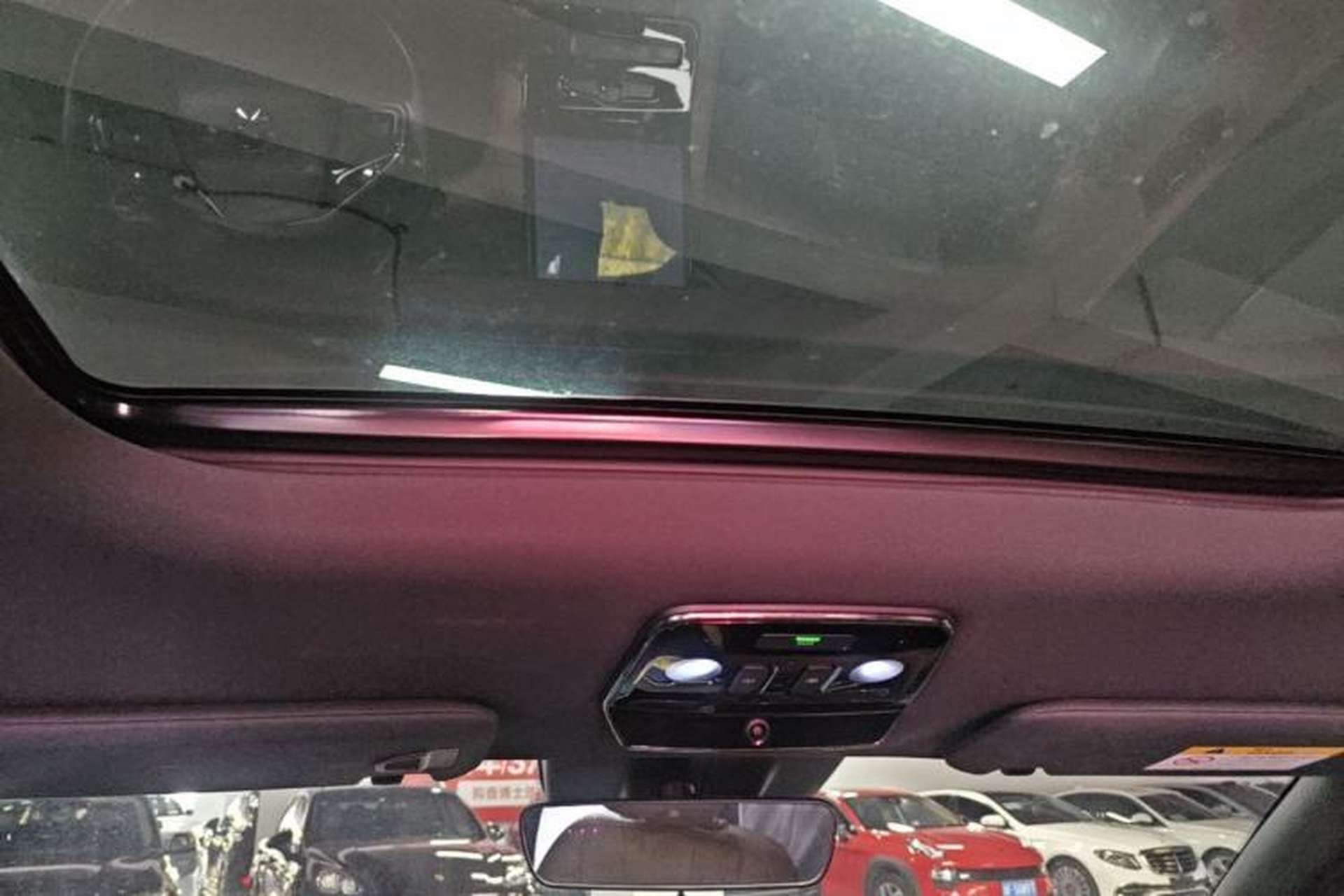 Used Nio ES8 2020 580 km Range 7-Seater Version Headliner