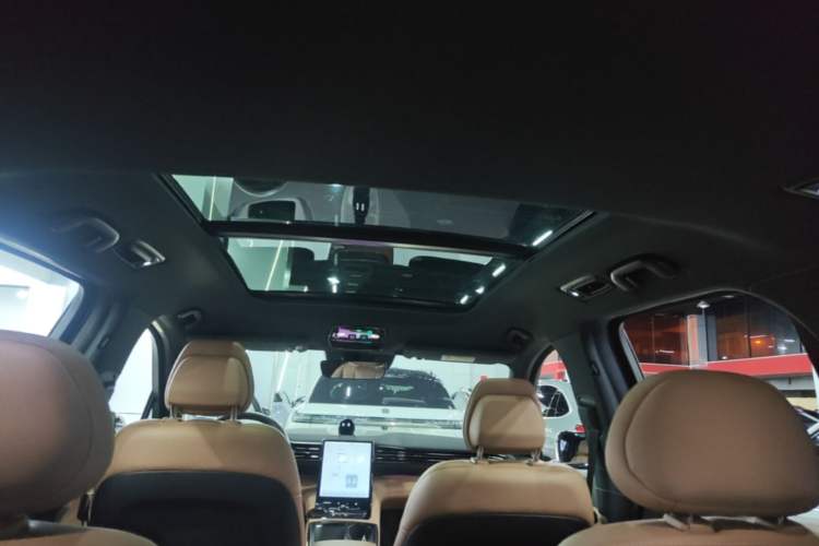 Used Nio ES8 2020 580 km Range Six-Seater Version Headliner