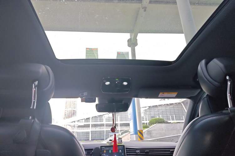 Used Nio ES8 2020 415 km Range 7-Seater Version Headliner
