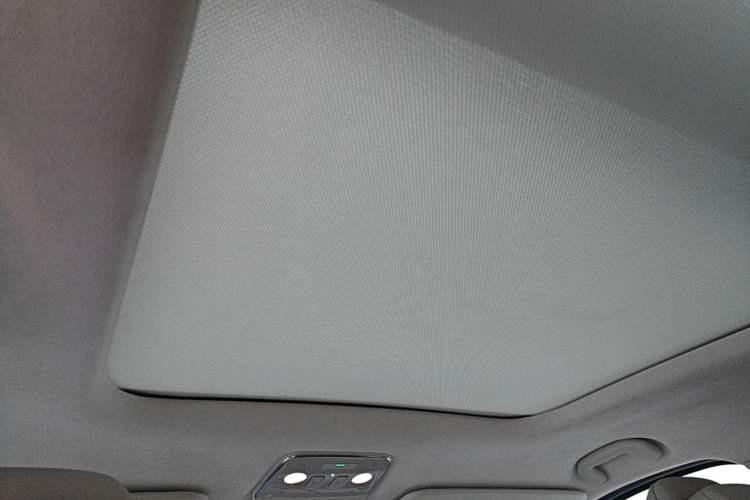 Used Nio ES8 2020 580 km Signature Edition 7-Seater Version Headliner