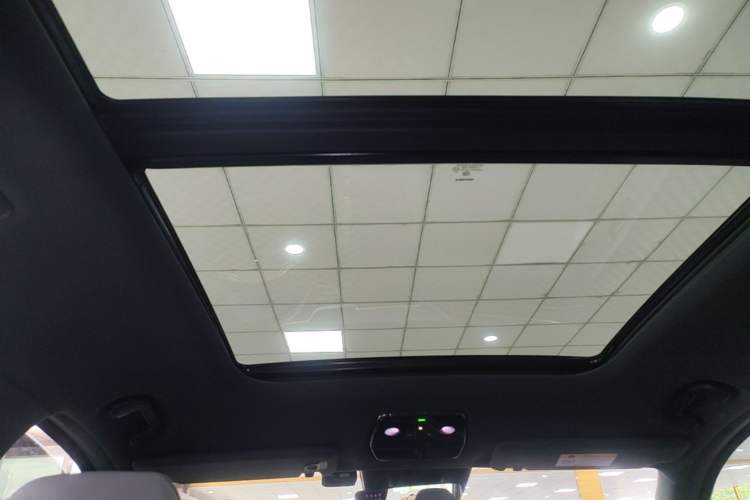 Used Nio ES8 2020 415 km Range 6-Seater Version Headliner