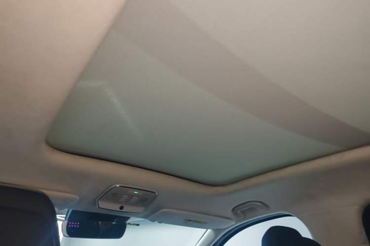 Used Nio ES8 2020 415 km Signature Edition 6-Seater Version Headliner