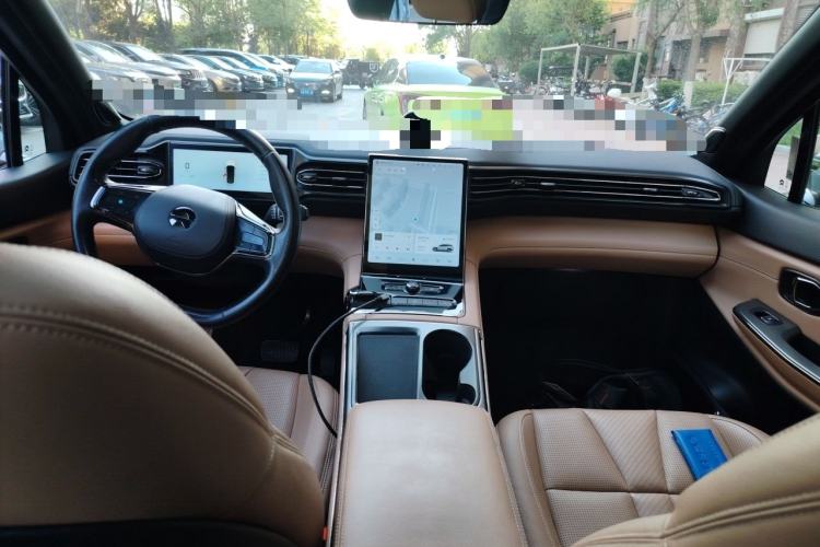 Used Nio ES8 2020 415 km Range 7-Seater Version Interior 2
