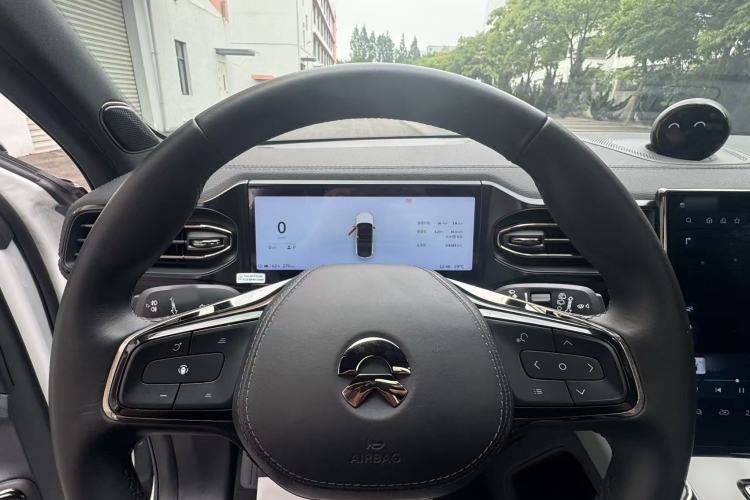 Used Nio ES8 2020 415 km Range 6-Seater Version Interior 2