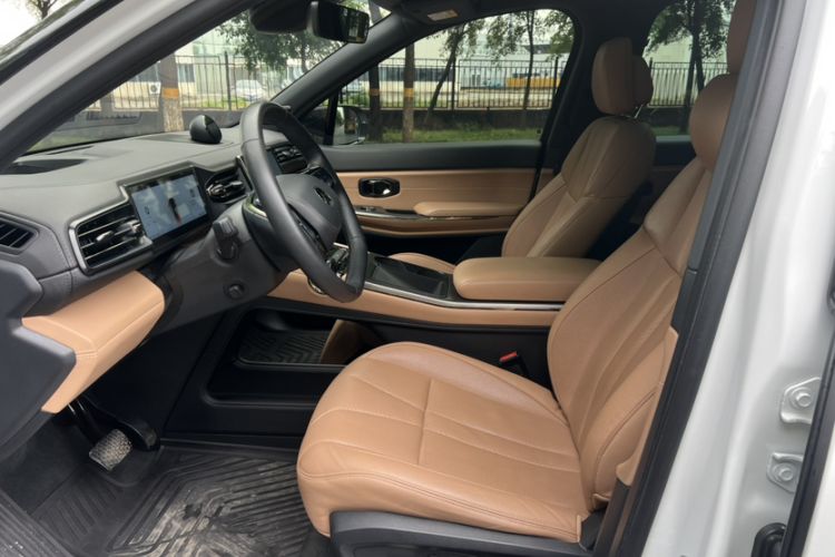 Used Nio ES8 2020 580 km Range Signature Edition Six-Seater Version Interior 3