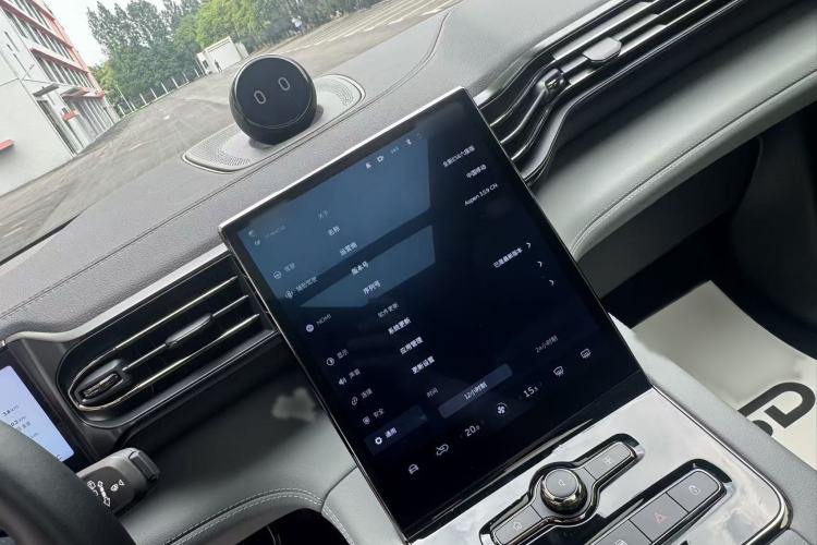 Used Nio ES8 2020 415 km Range 6-Seater Version Interior 5
