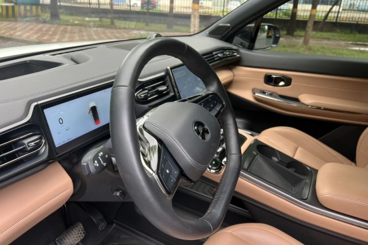 Used Nio ES8 2020 580 km Range Signature Edition Six-Seater Version Interior 6