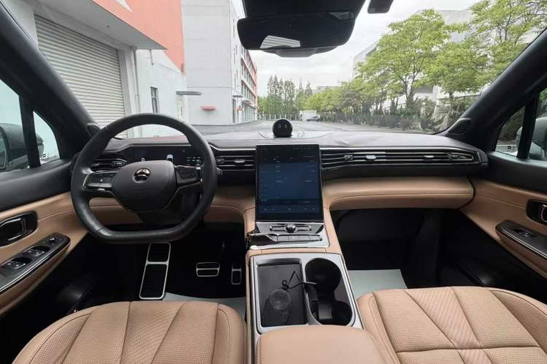 Used Nio ES8 2020 415 km Signature Edition 6-Seater Version Interior 7