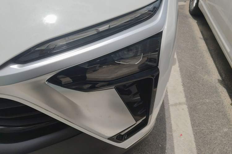 Used Nio ES8 2020 415 km Range 6-Seater Version Left Front Headlight