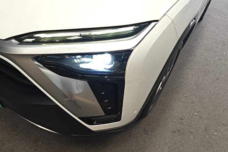 Used Nio ES8 2020 415 km Signature Edition 6-Seater Version Left Front Headlight