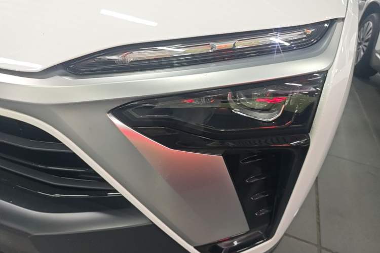 Used Nio ES8 2020 580 km Range 7-Seater Version Left Front Headlight