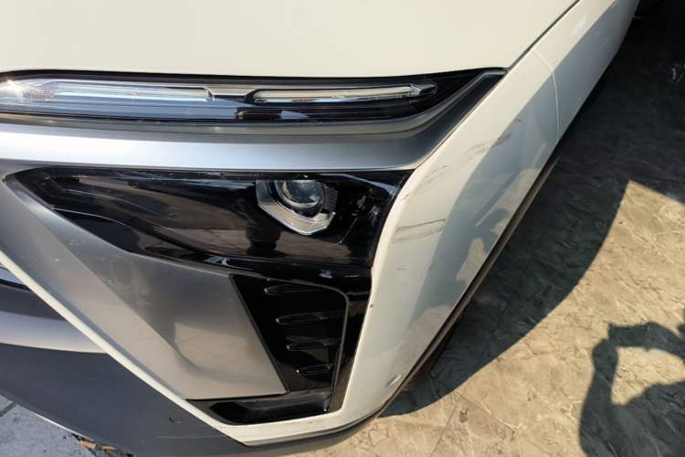 Used Nio ES8 2020 415 km Range 6-Seater Version Left Front Headlight